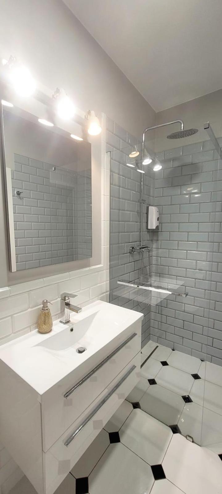 Homecomfort Apartament Delux Warsawa Bagian luar foto