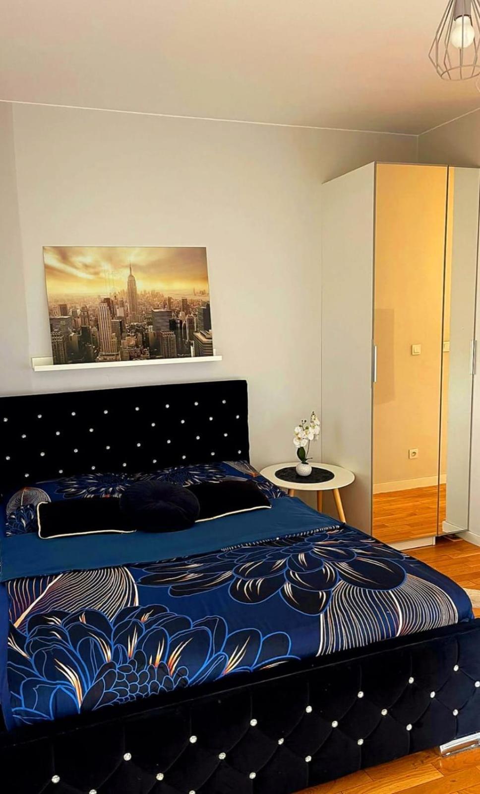 Homecomfort Apartament Delux Warsawa Bagian luar foto